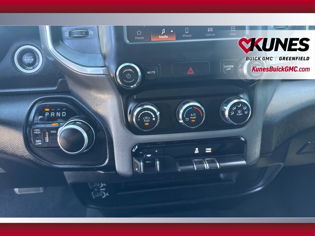 Used 2024 RAM 2500 Big Horn w/ Bed Utility Group AWD/4WD image 29