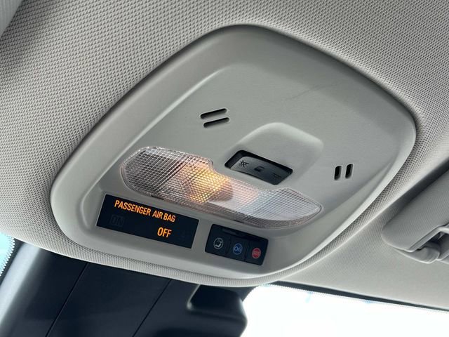 Used 2025 Chevrolet Trax LS FWD image 34