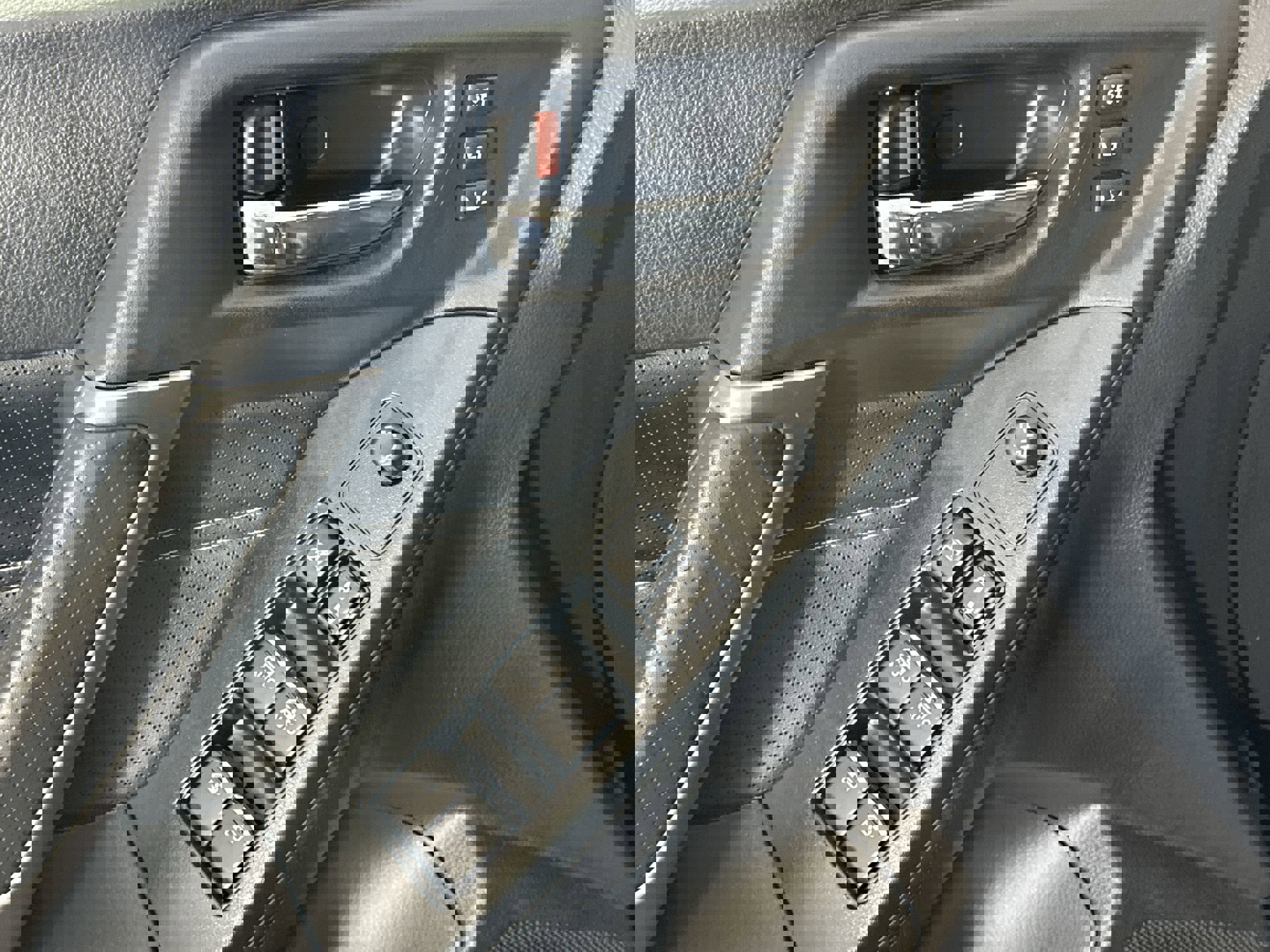 Used 2018 Subaru Forester 2.5i Touring w/ Popular Package #3B image 17