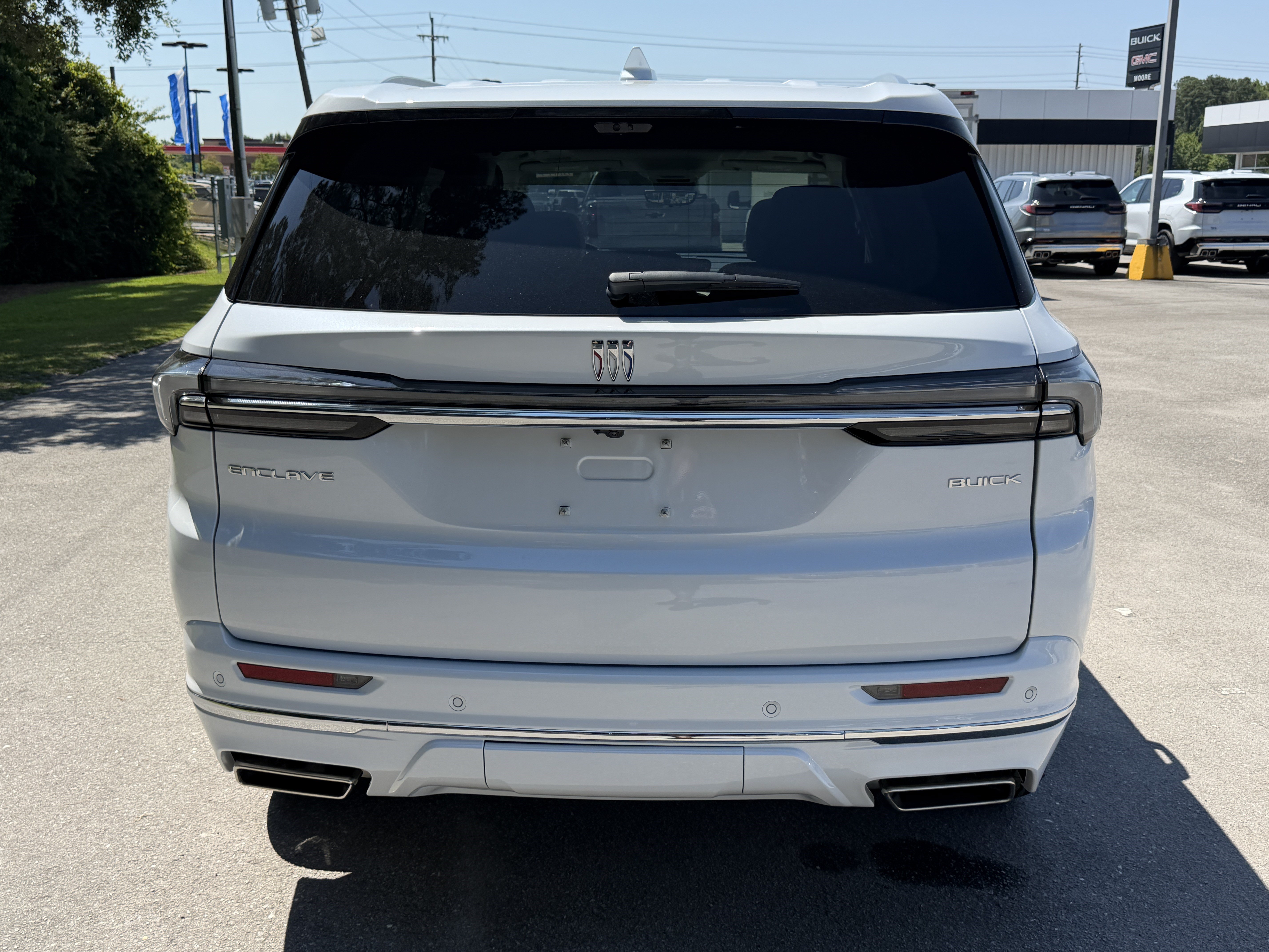 New 2026 Buick Enclave Avenir w/ Super Cruise Package FWD image 9