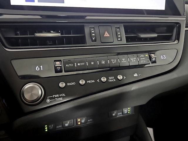 Used 2025 Lexus ES 300h w/ Premium Package image 18