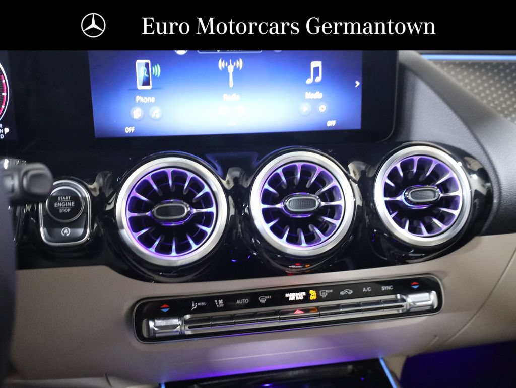 Used 2026 Mercedes-Benz GLA 250 4MATIC image 22