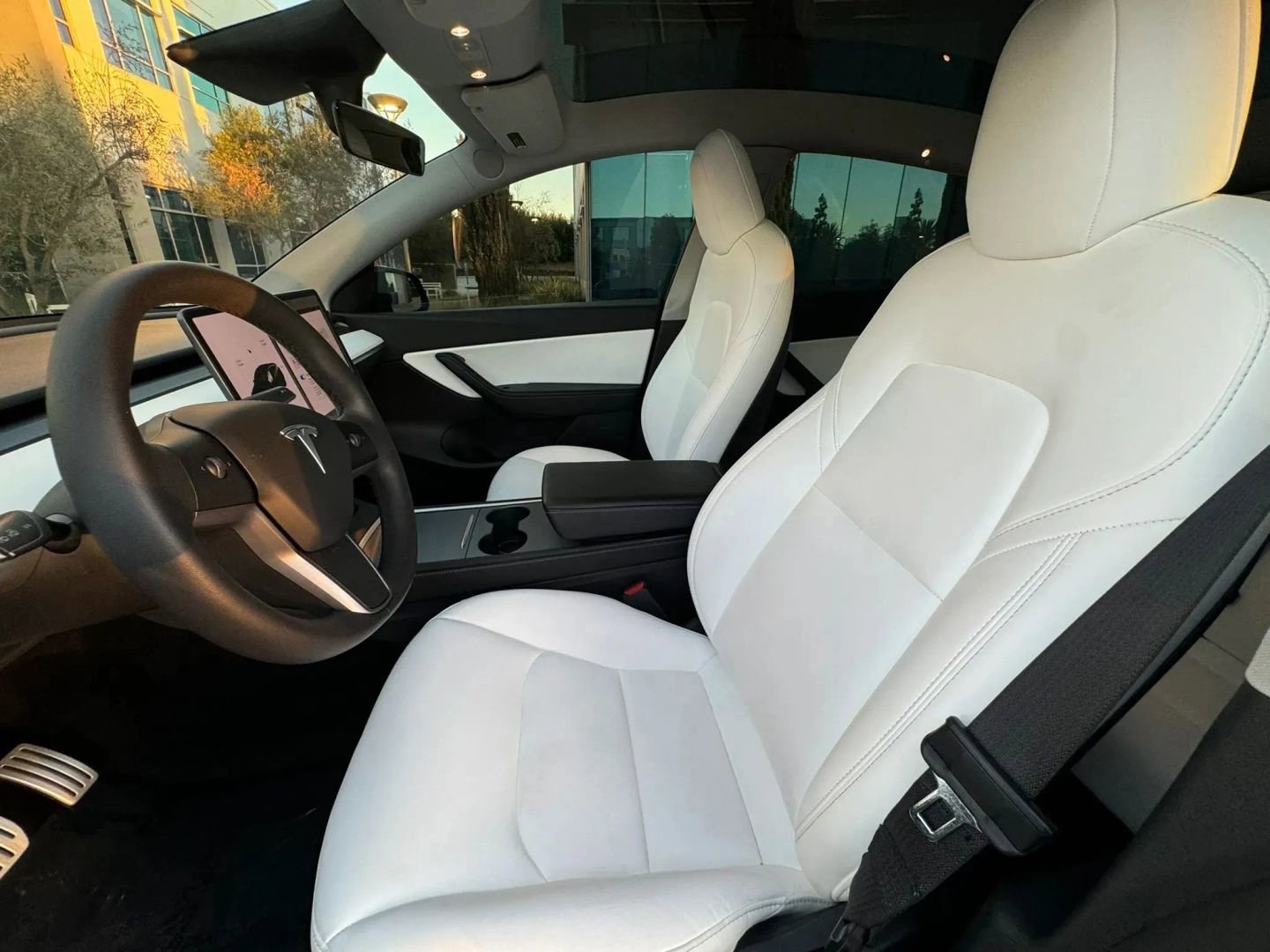 Used 2023 Tesla Model Y Performance AWD/4WD image 12