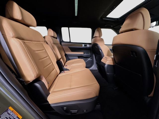 New 2026 Hyundai Santa Fe Calligraphy w/ Tow & Go Package AWD/4WD image 29