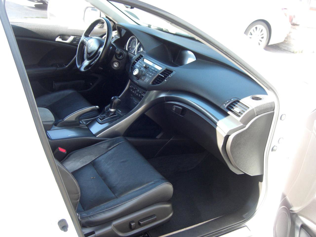 Used 2012 Acura TSX w/ Technology Package image 17