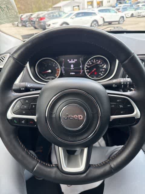 Used 2018 Jeep Compass Latitude w/ Cold Weather Group image 13