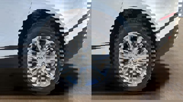 New 2026 Land Rover Range Rover Velar S image 16