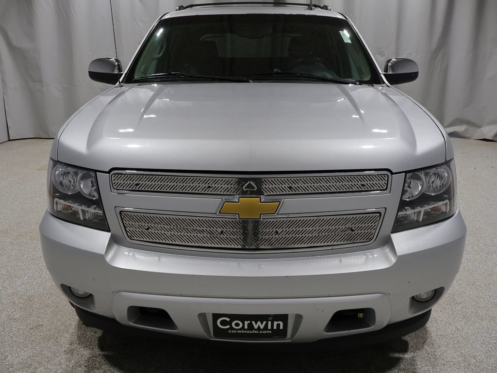 Used 2013 Chevrolet Avalanche LTZ AWD/4WD image 8