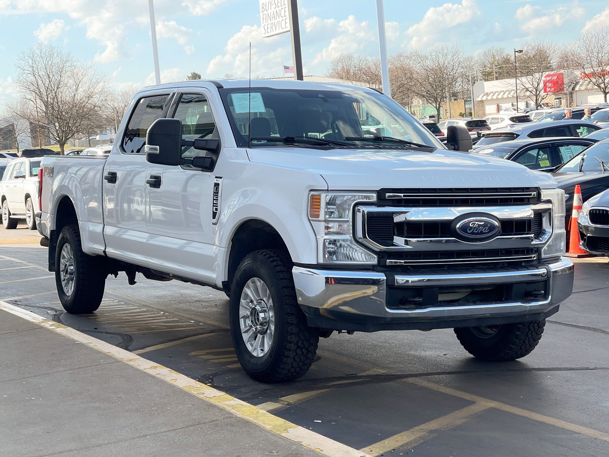 Used 2021 Ford F250 XLT w/ FX4 Off-Road Package image 2