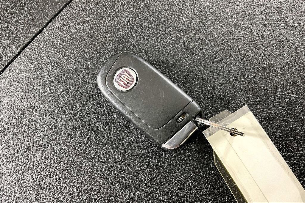 Used 2016 FIAT 500X Trekking image 14