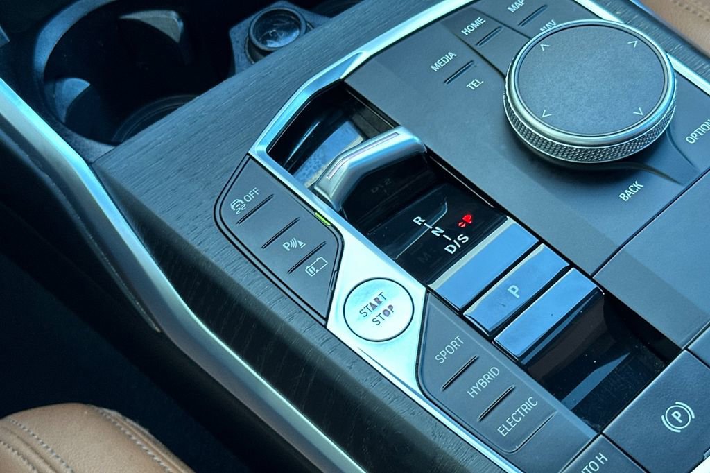 Used 2023 BMW 330e w/ M Sport Package image 23