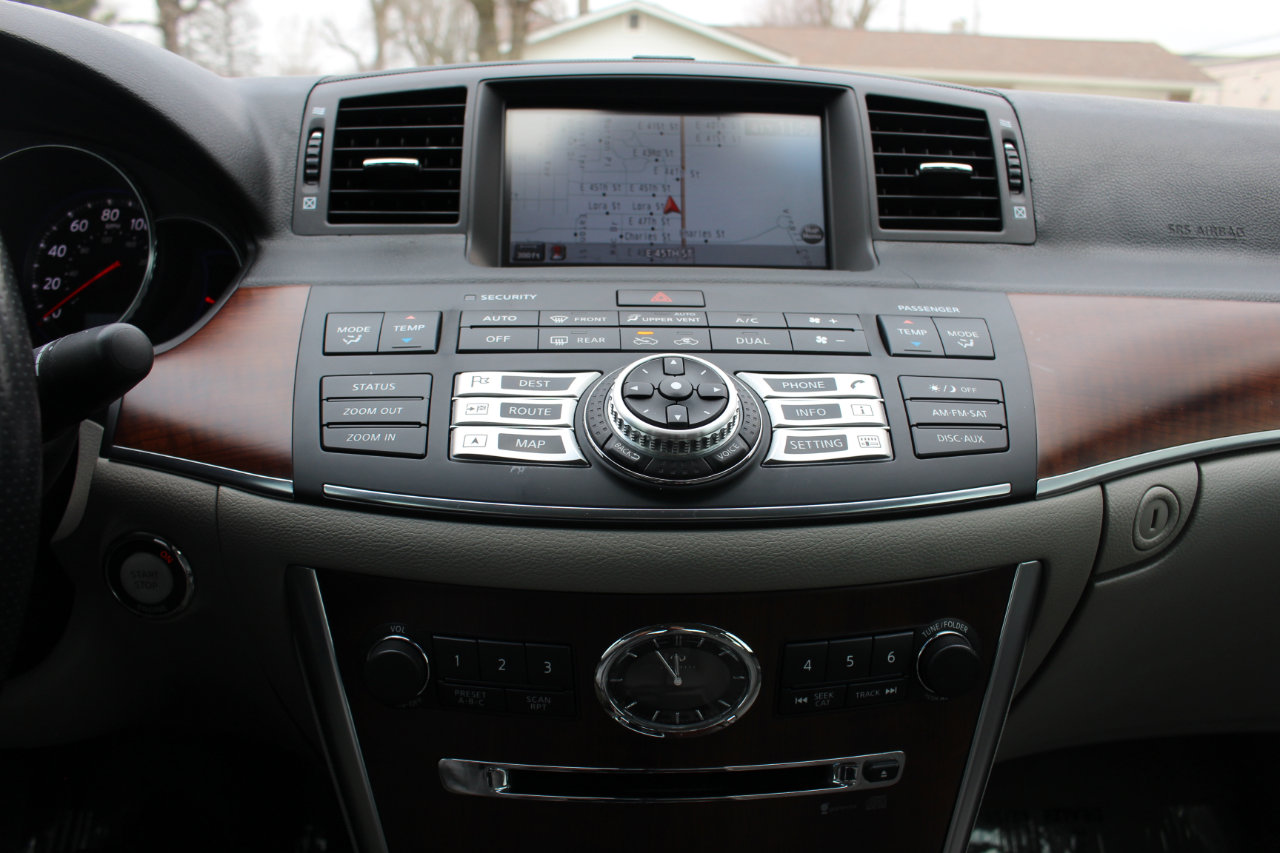 Used 2008 INFINITI M35 x w/ Technology Pkg image 30