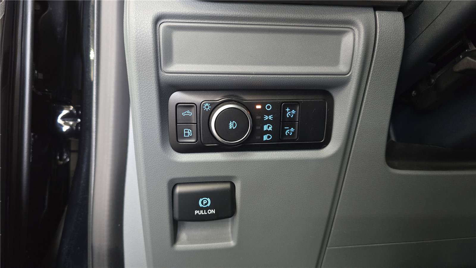 Used 2025 Ford F150 XLT w/ Equipment Group 301A Standard AWD/4WD image 22