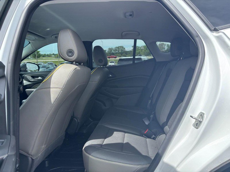 Used 2025 Chevrolet Trax ACTIV w/ Driver Confidence Package FWD image 10