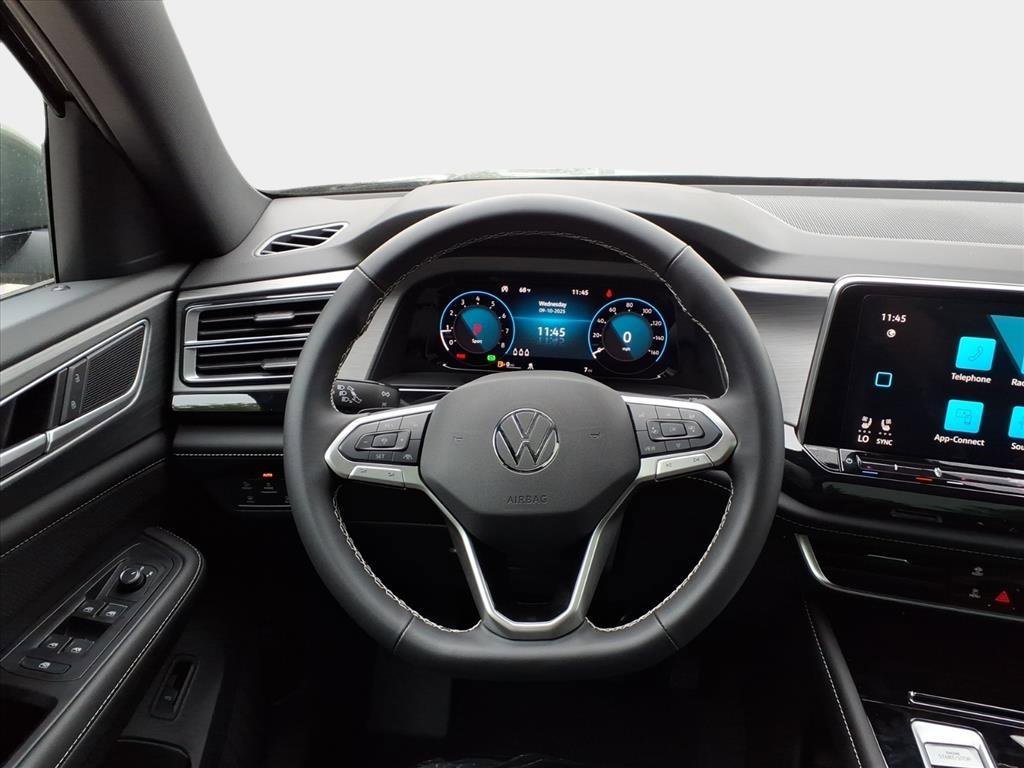New 2026 Volkswagen Atlas Cross Sport SE image 13