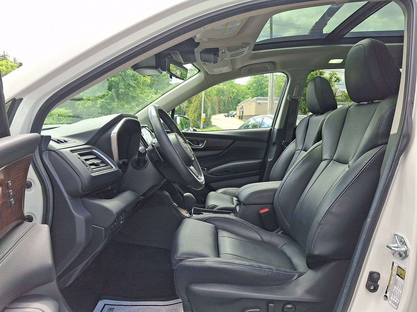 Used 2024 Subaru Ascent Touring AWD/4WD image 14