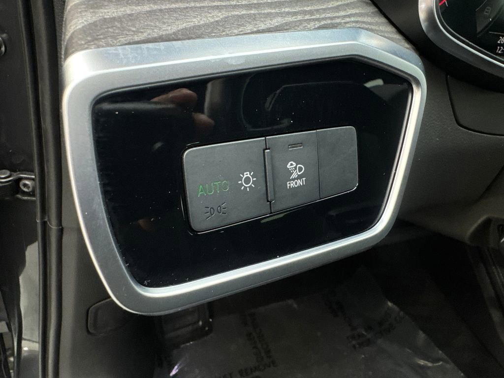 Used 2024 Audi A6 Premium Plus w/ Premium Plus Package image 56