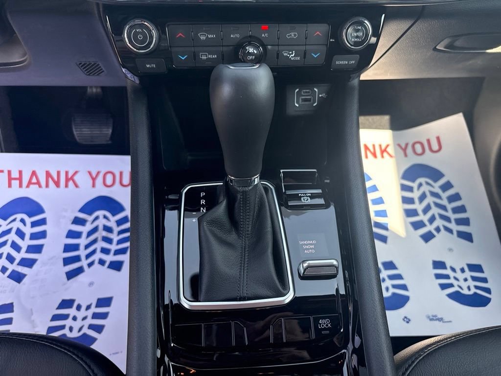 Certified 2023 Jeep Compass Limited AWD/4WD image 22