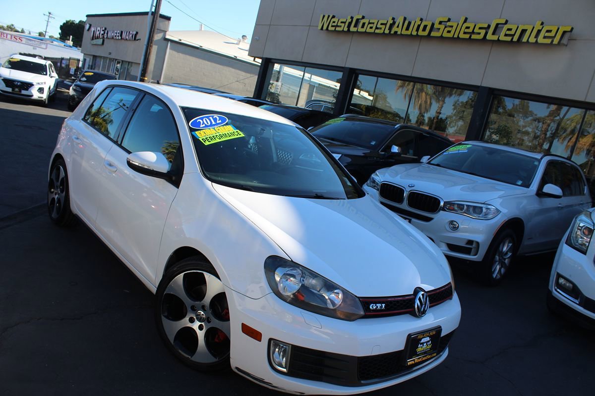 Used 2012 Volkswagen Golf 4-Door FWD image 33