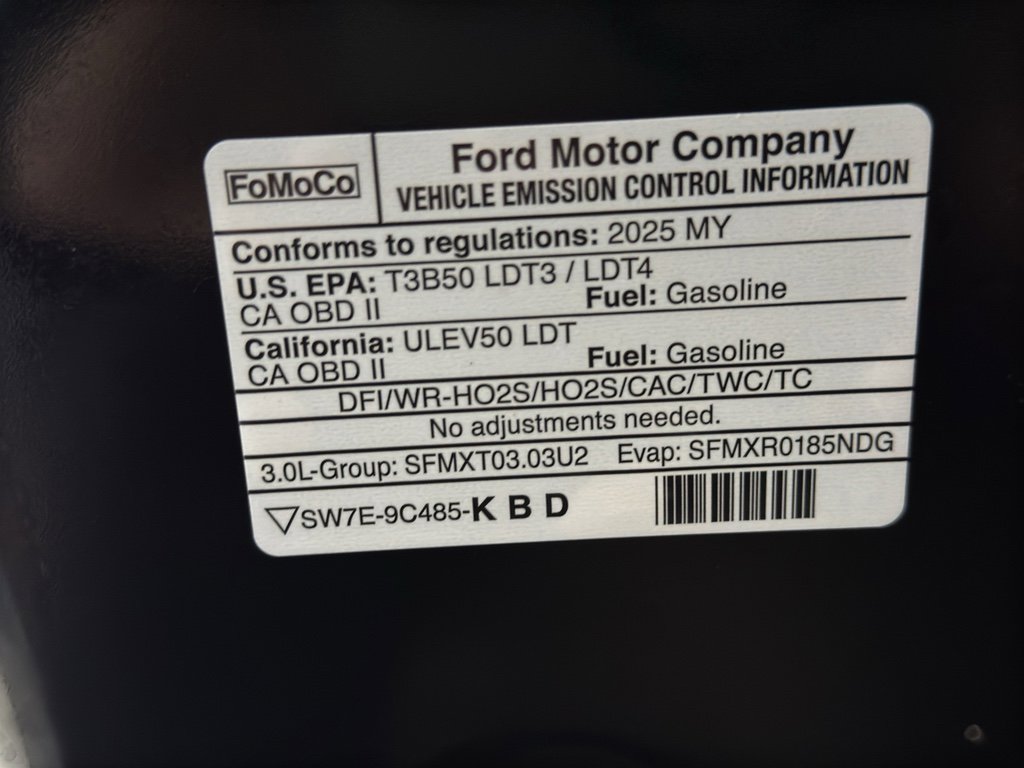 Used 2025 Ford Explorer ST image 41