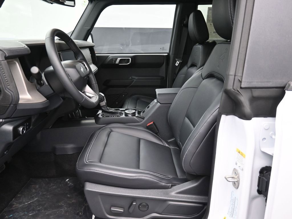 New 2025 Ford Bronco Outer Banks image 21