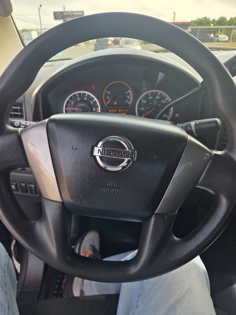 Used 2014 Nissan Titan S RWD image 16