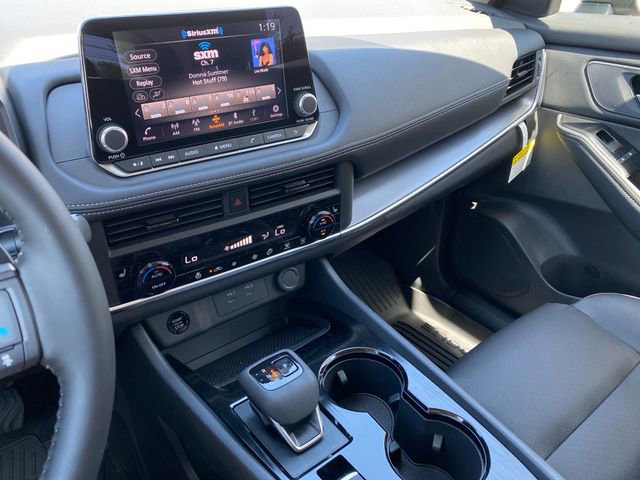 New 2026 Nissan Rogue SV image 17