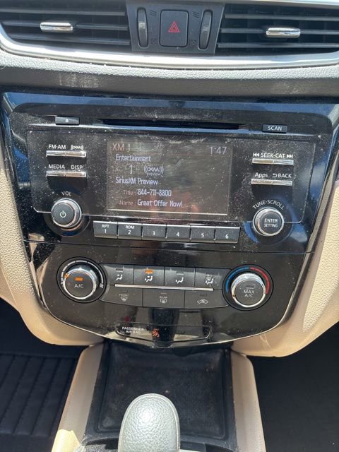 Used 2016 Nissan Rogue S FWD image 16