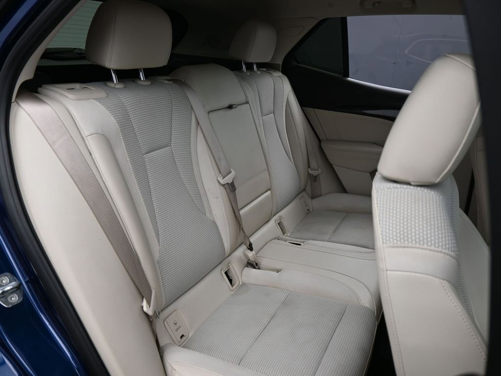 Used 2023 Buick Envision Preferred image 45