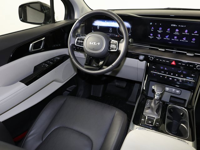 Used 2024 Kia Carnival SX image 9