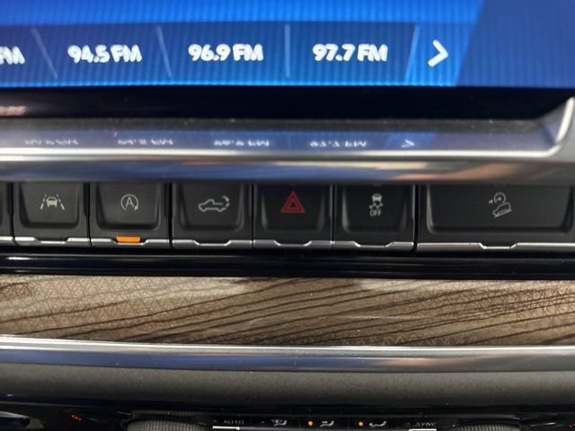 Used 2022 Chevrolet Silverado 1500 RST AWD/4WD image 19