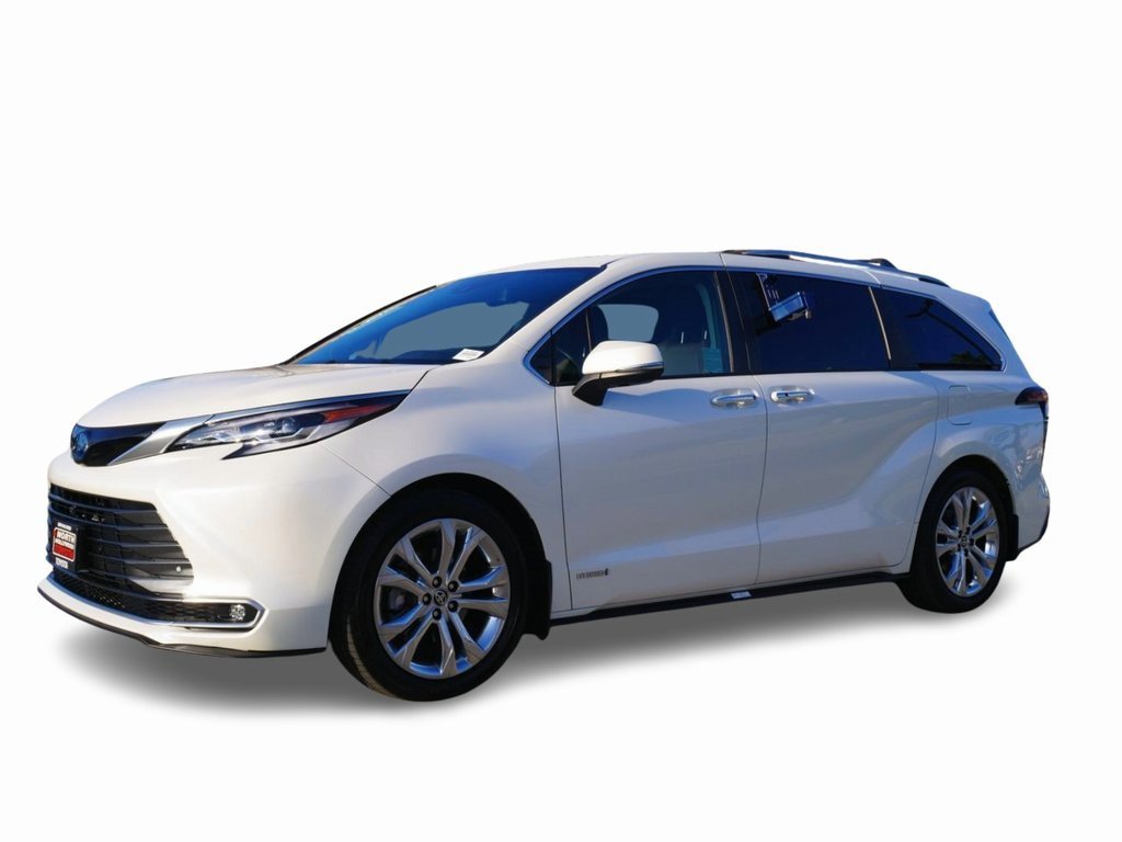 Used 2021 Toyota Sienna Platinum image 4