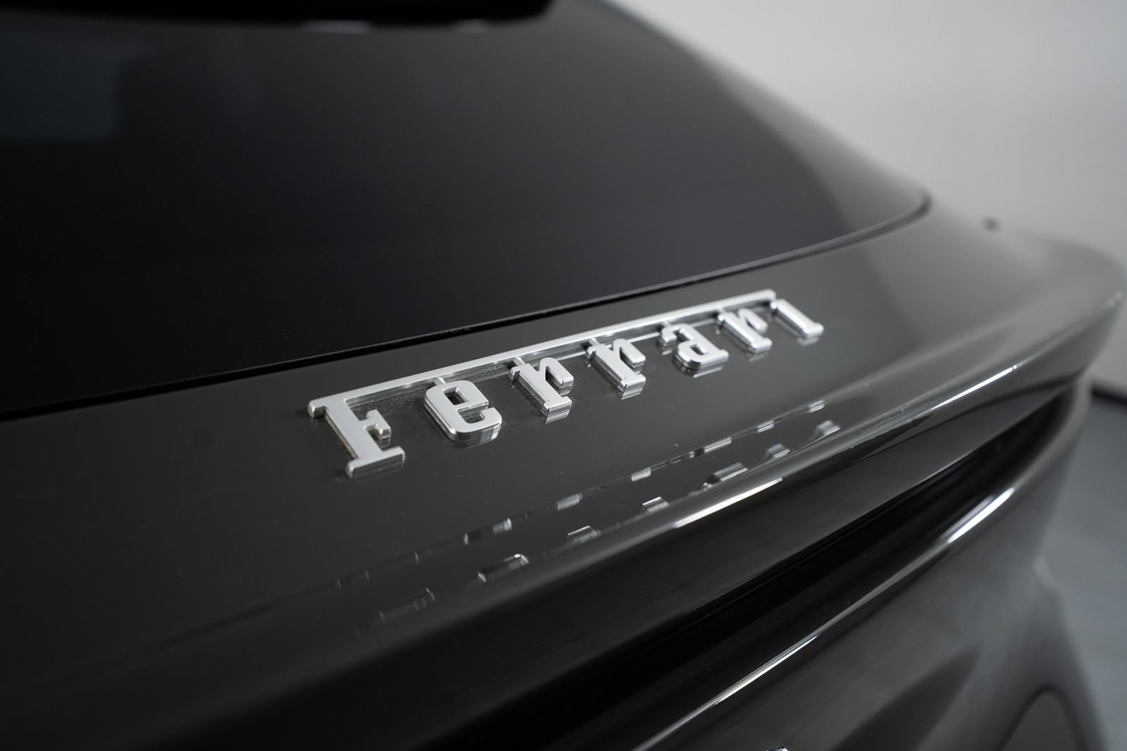 Certified 2025 Ferrari Purosangue AWD/4WD image 45