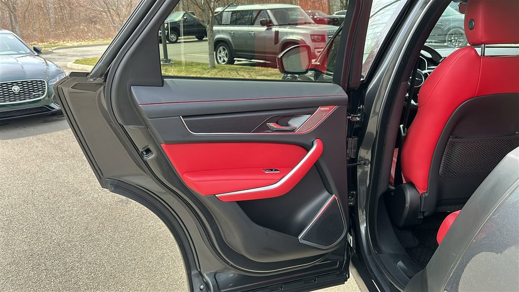 Certified 2025 Jaguar F-PACE R-Dynamic S image 19