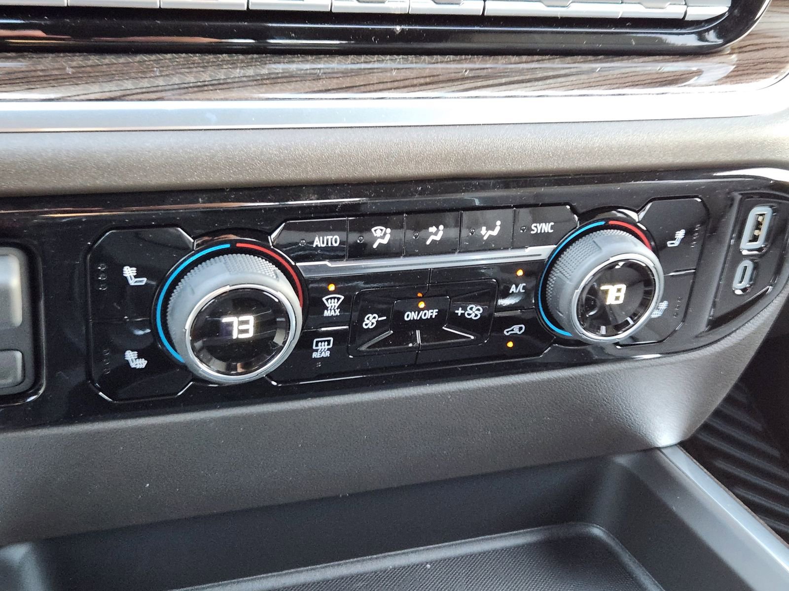 New 2026 Chevrolet Silverado 2500 LT w/ Z71 Chrome Sport Edition image 18