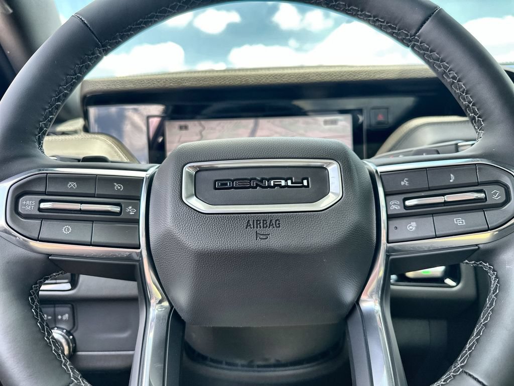 New 2026 GMC Yukon Denali w/ Sun & Power Step Package RWD image 33