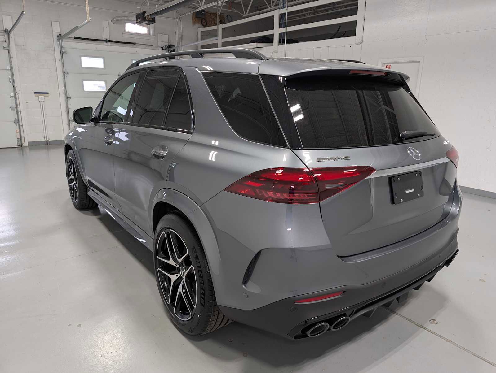 New 2026 Mercedes-Benz GLE 53 AMG 4MATIC image 9