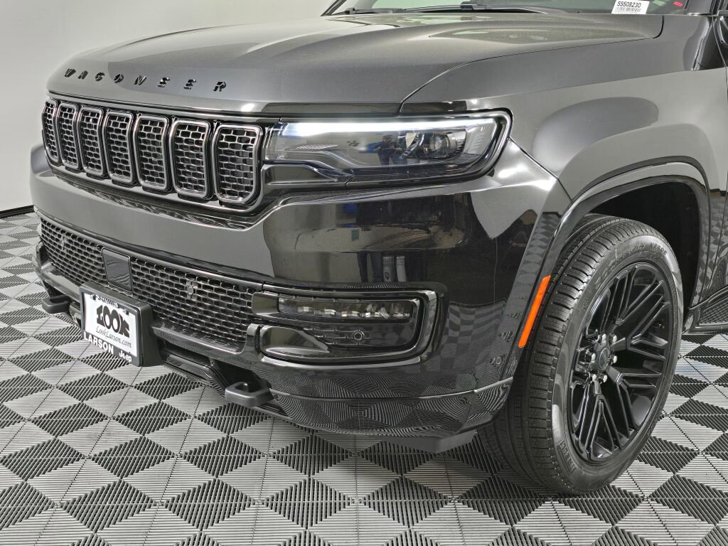 New 2025 Jeep Wagoneer Series II w/ HD Trailer Tow Package image 11