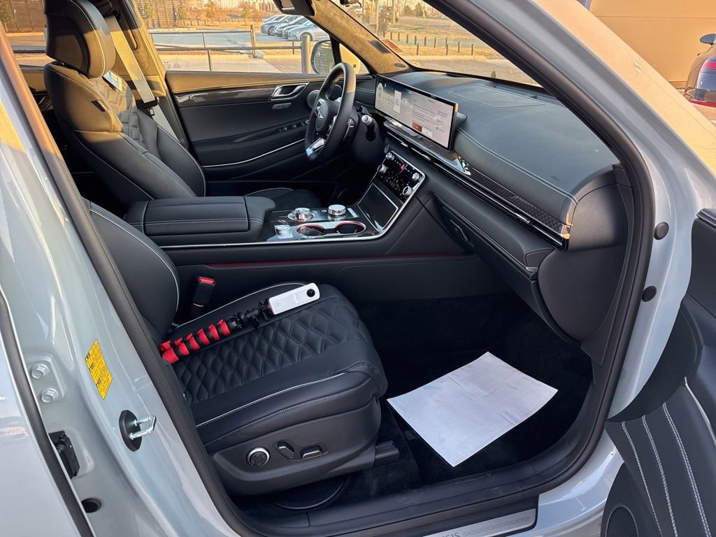 New 2026 Genesis GV80 3.5T e-SC image 12