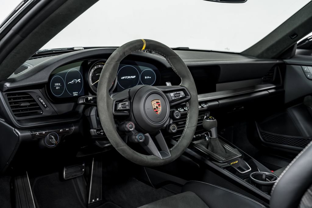 Used 2025 Porsche 911 GT3 RS RWD image 12