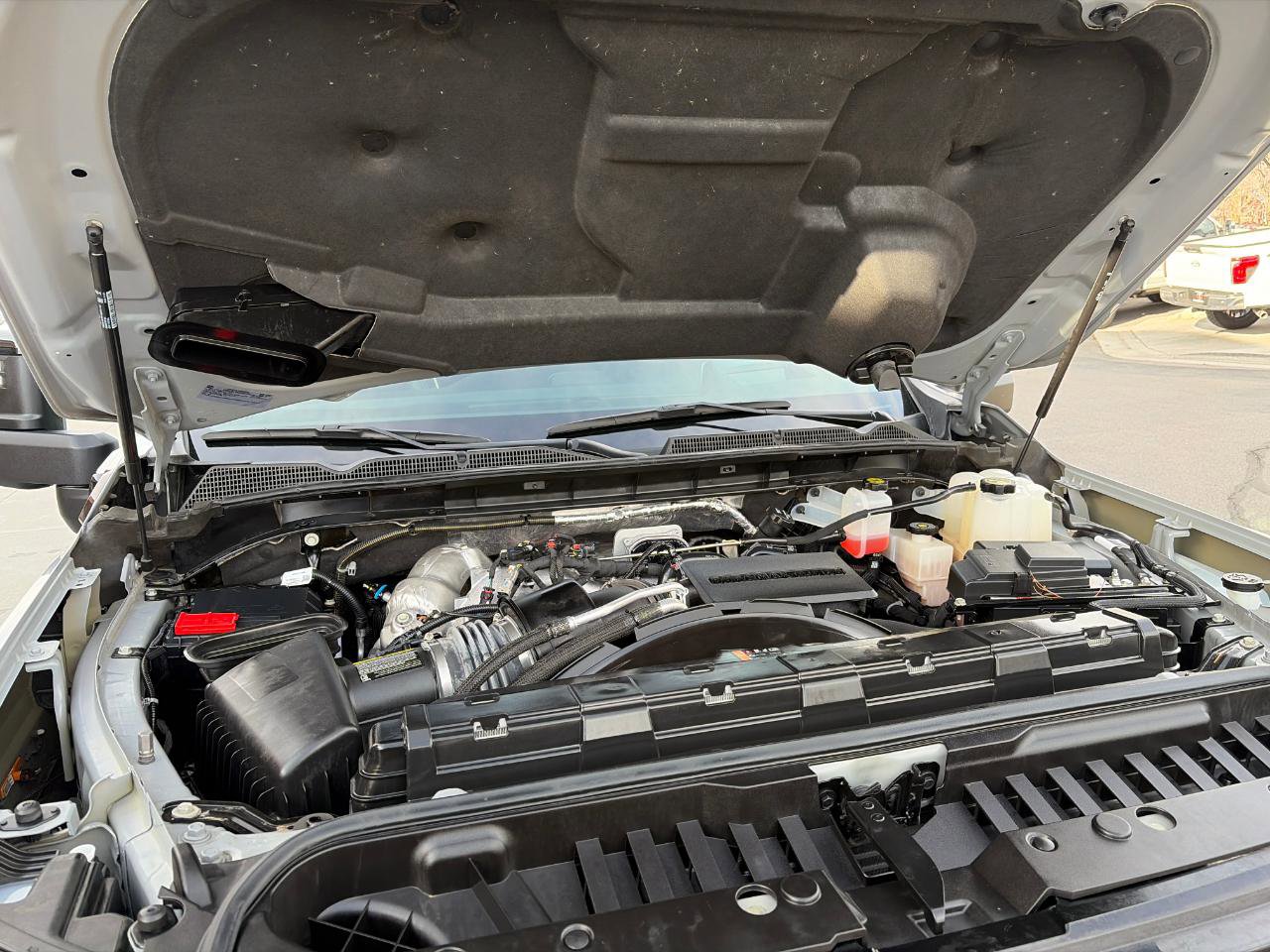 Used 2024 GMC Sierra 2500 AT4X image 27