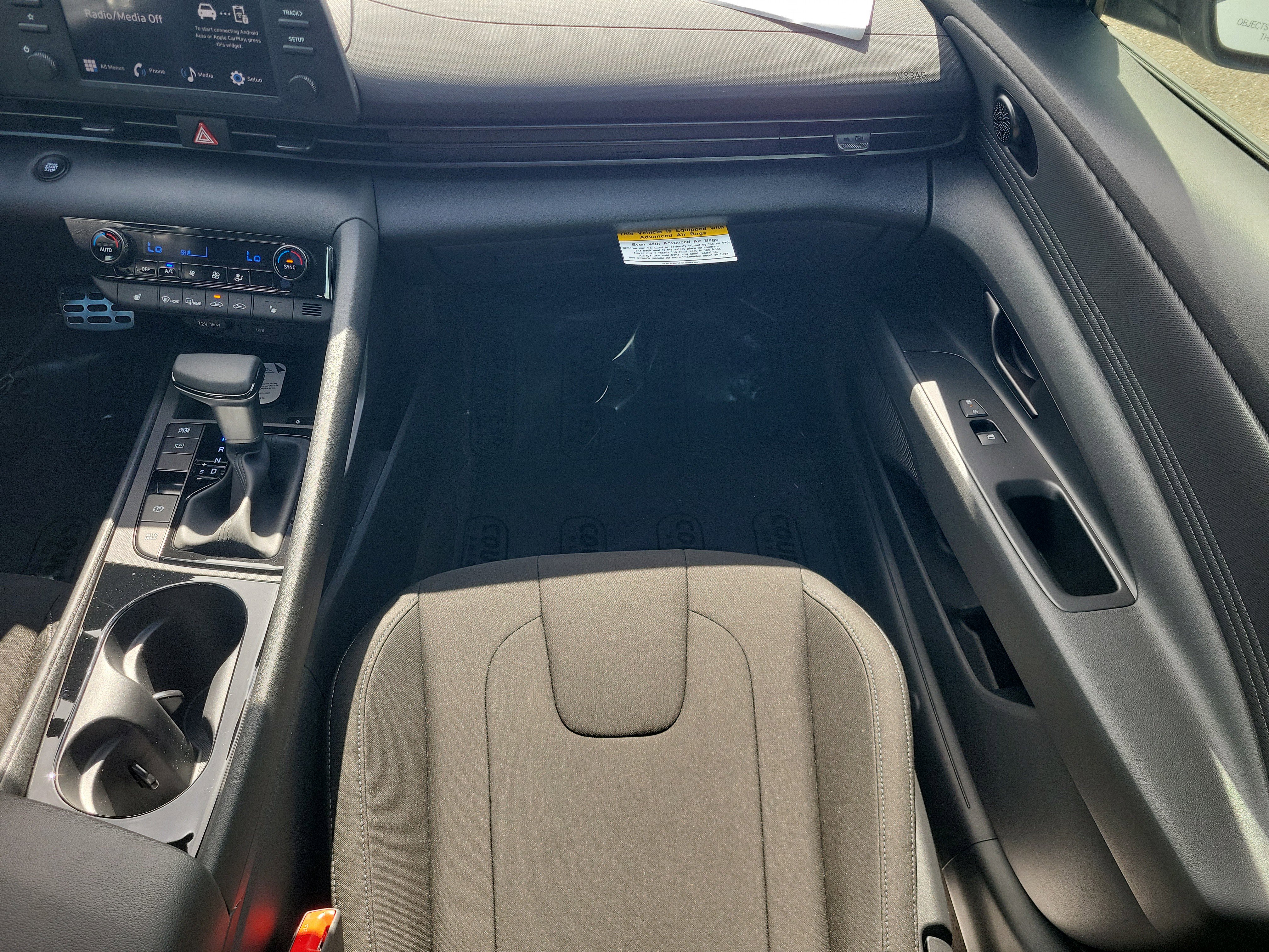 New 2026 Hyundai Elantra SEL Sport image 25