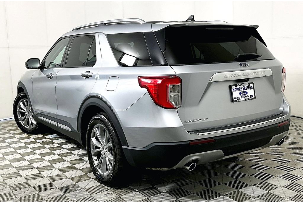 Used 2022 Ford Explorer Limited w/ Equipment Group 301A image 11
