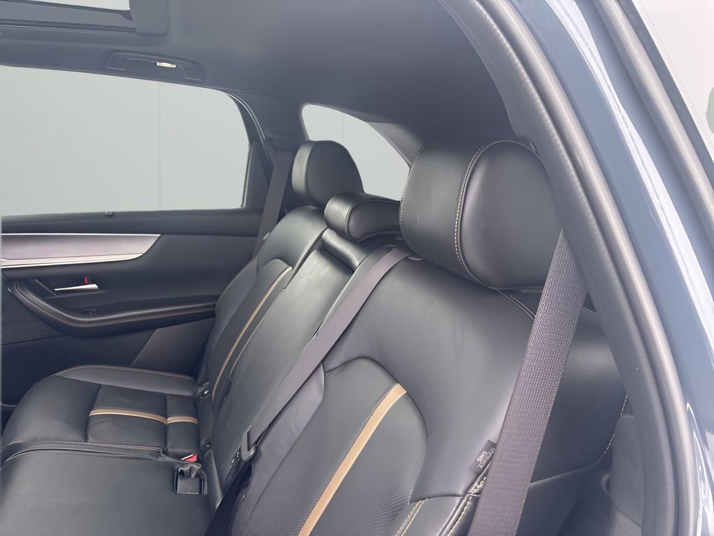 Used 2025 MAZDA CX-70 3.3 Turbo w/ Premium Plus Pkg image 14