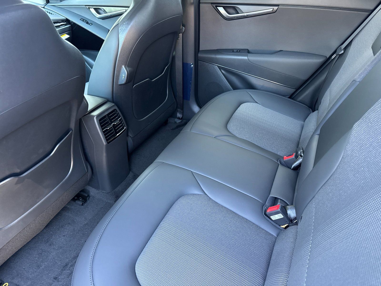 New 2026 Kia Seltos EX image 12