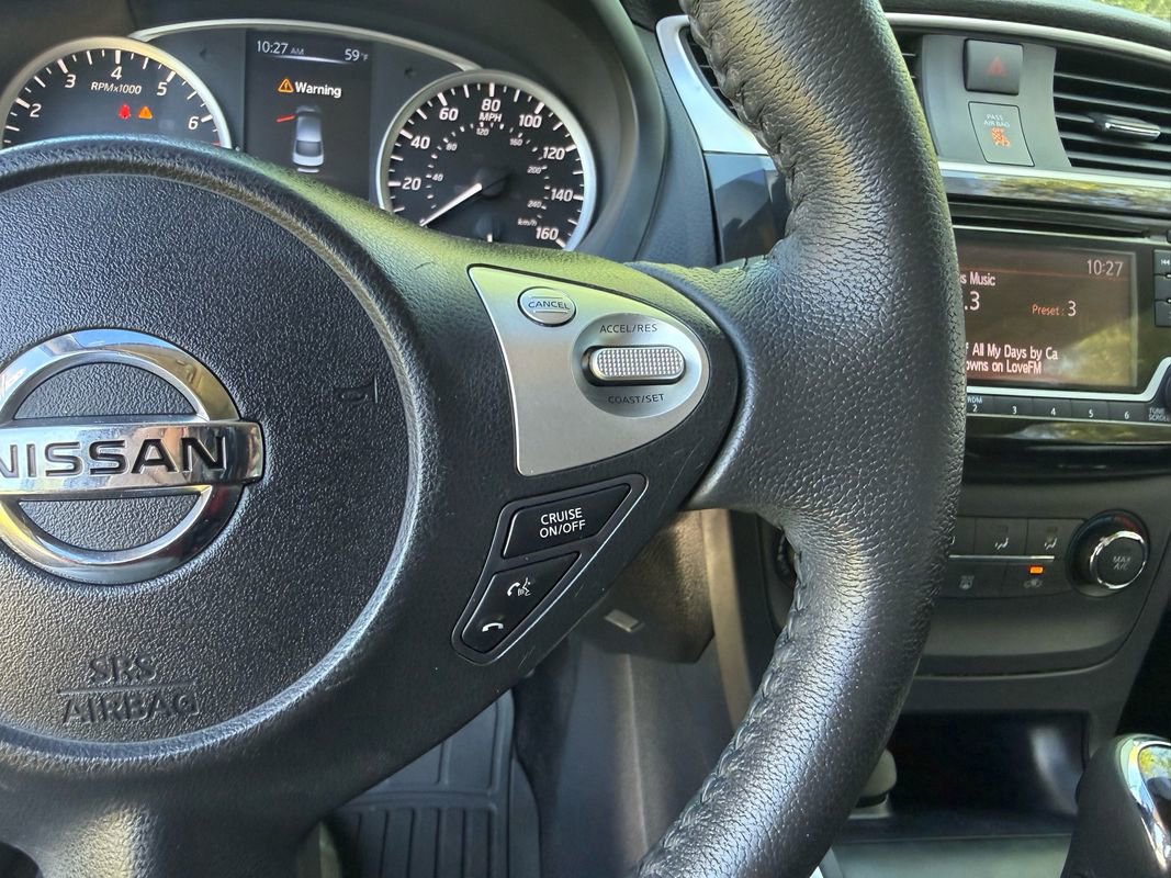 Used 2016 Nissan Sentra SV FWD image 18