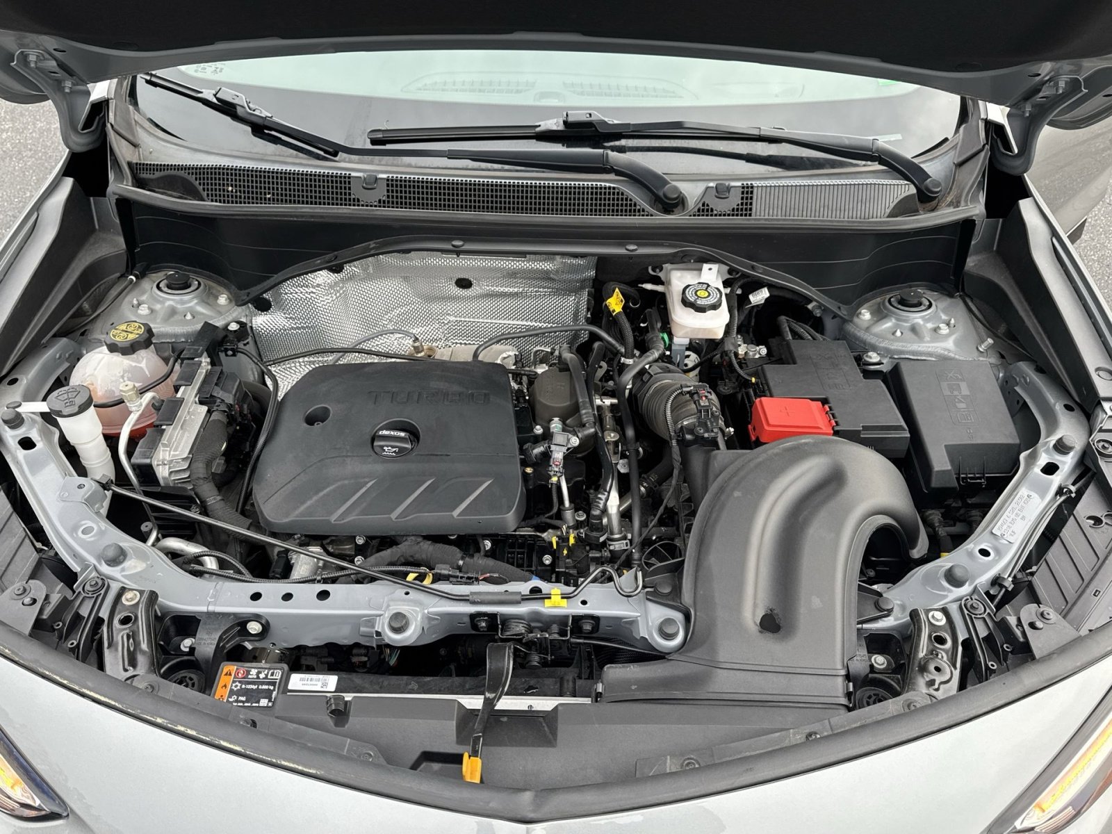 Used 2024 Buick Encore GX Sport Touring image 35