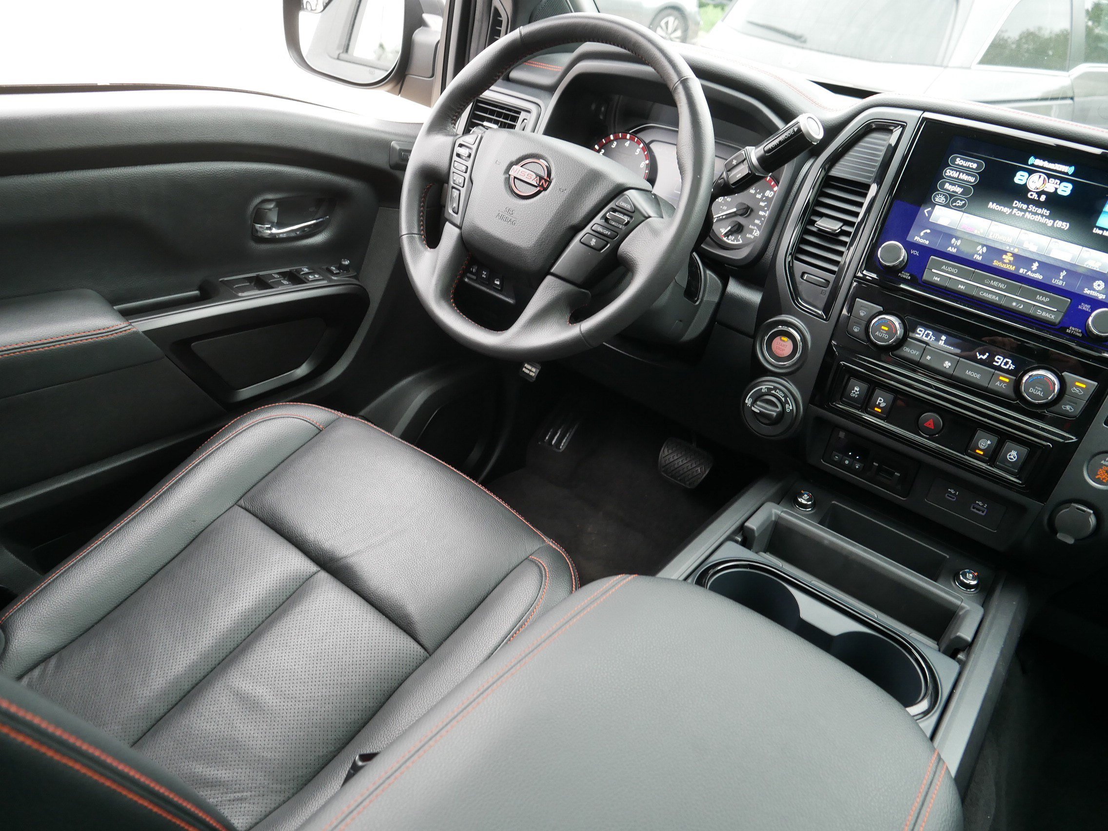 Certified 2024 Nissan Titan PRO-4X w/ Pro-4x Convenience Package AWD/4WD image 9