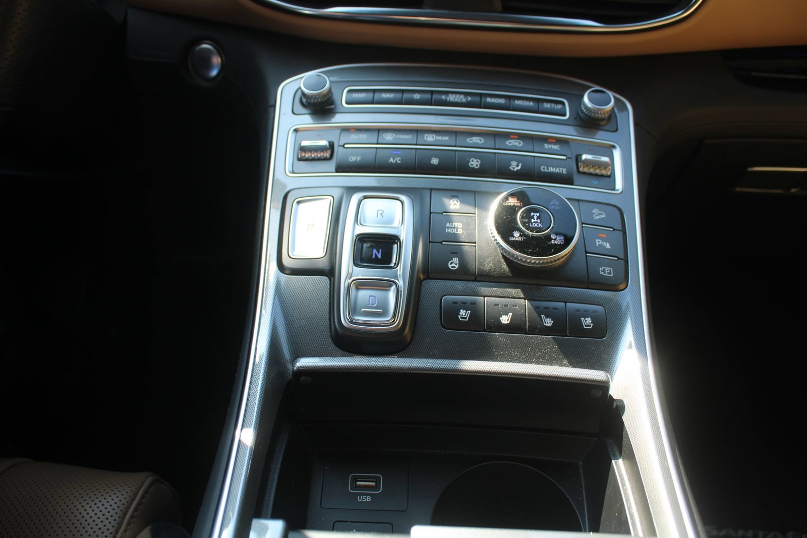 Used 2023 Hyundai Santa Fe Calligraphy AWD/4WD image 42