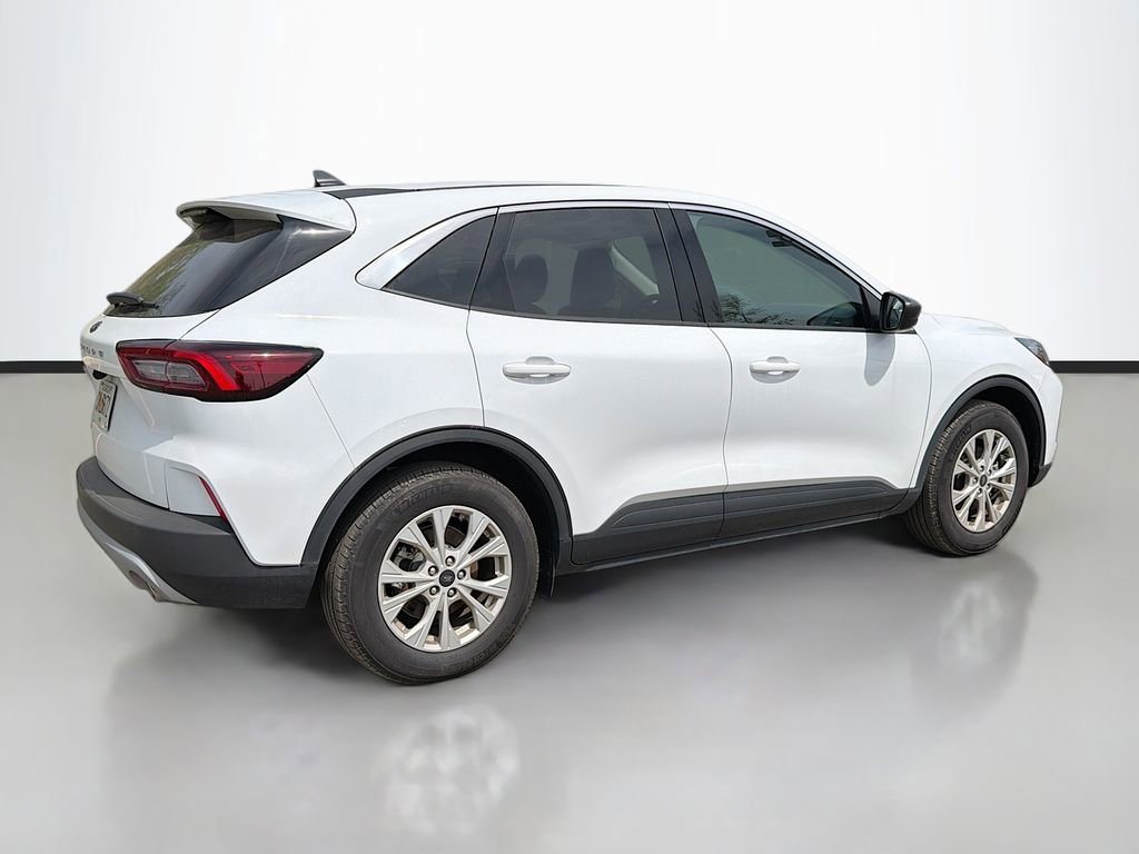 Used 2024 Ford Escape Active FWD image 5